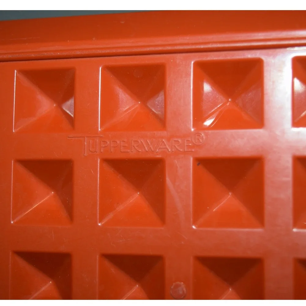 Tupperware vintage hot
